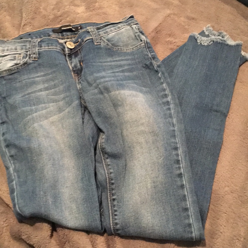 Contraband jeans size 0 medium wash